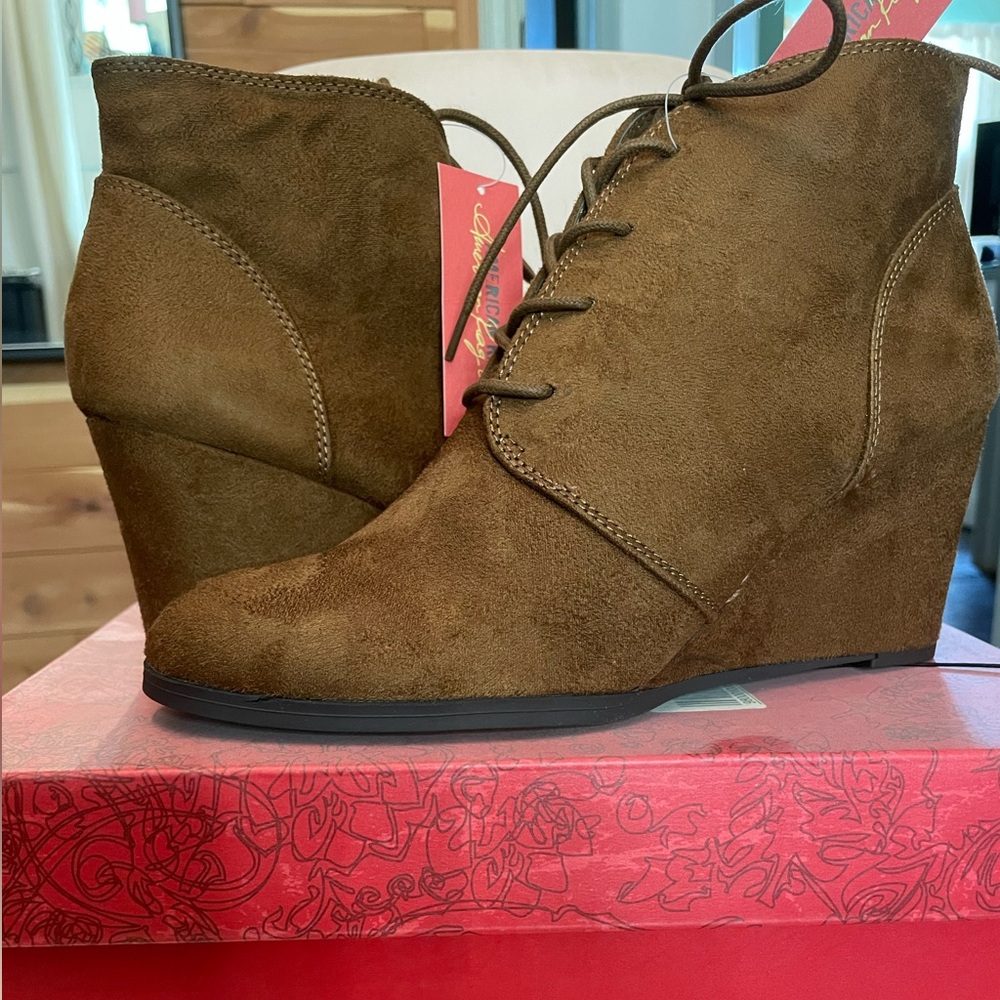 NWT American Rag suede wedge lace up booties